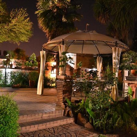 Aark Guest Lodge Vanderbijlpark Exterior foto