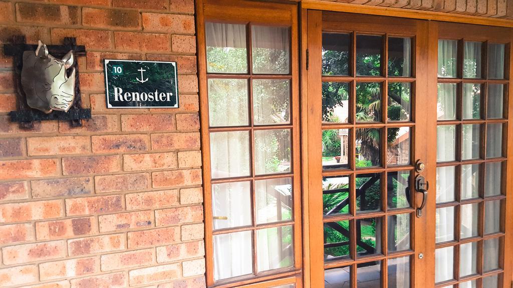 Aark Guest Lodge Vanderbijlpark Exterior foto