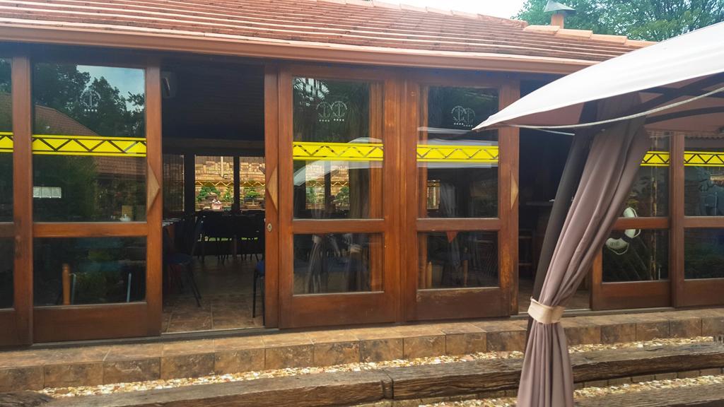 Aark Guest Lodge Vanderbijlpark Exterior foto
