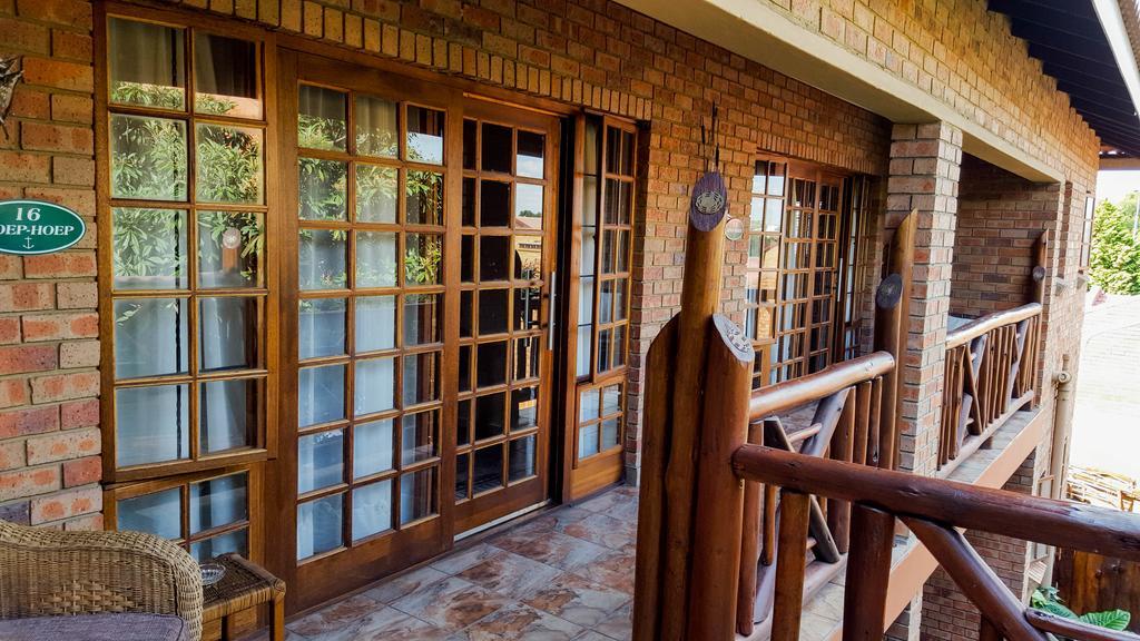 Aark Guest Lodge Vanderbijlpark Exterior foto