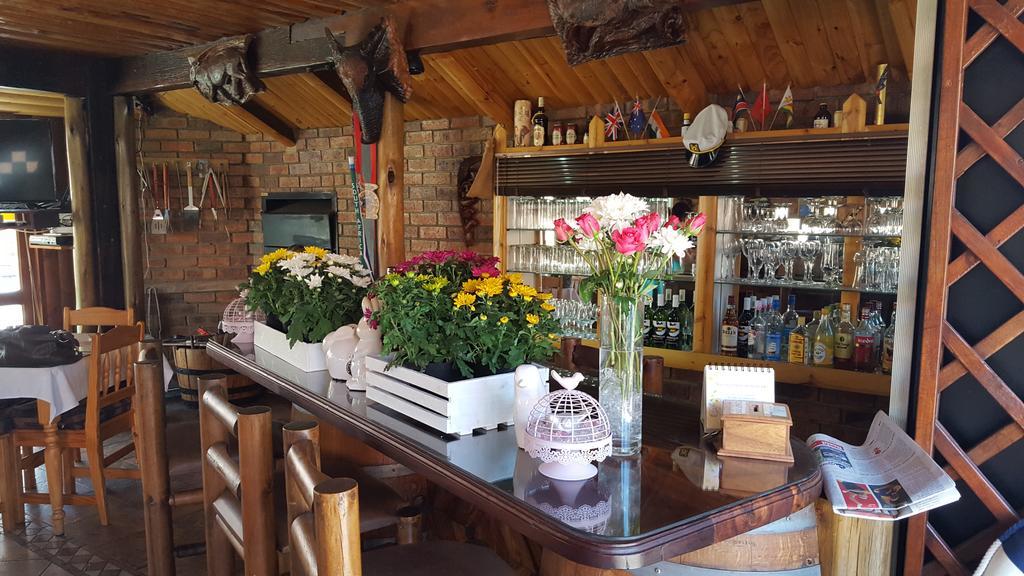 Aark Guest Lodge Vanderbijlpark Exterior foto